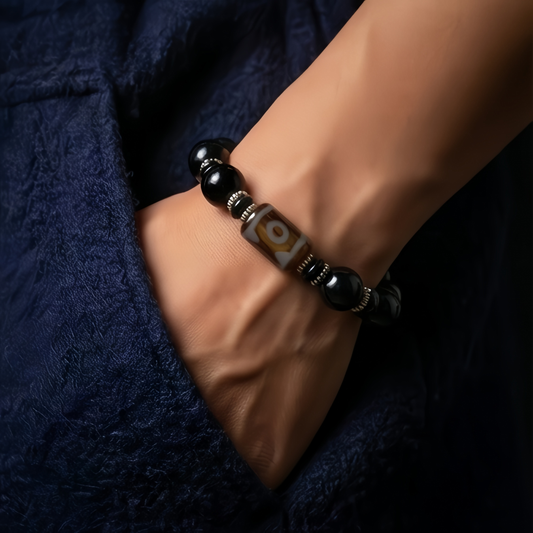 The Artisan’s Dzi Amulet