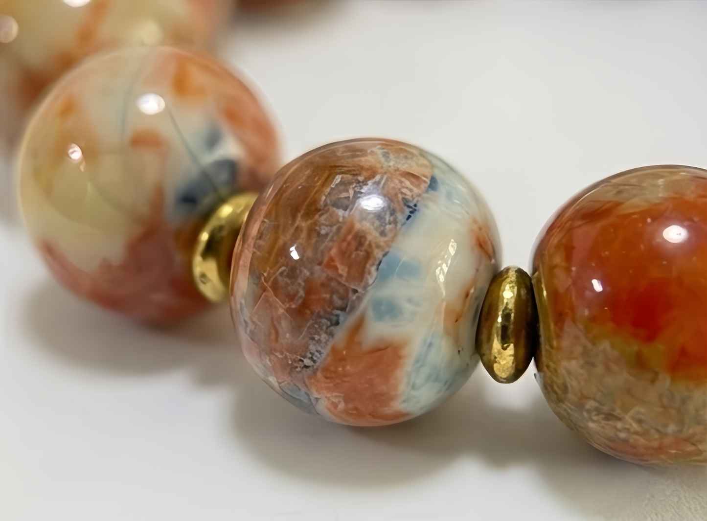 The Primal Echo: Hand-Carved Agate & Crystal Meditation Bracelet